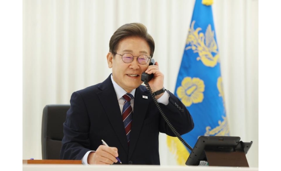 Өмнөд Солонгосын шинэ ерөнхийлөгч хамгийн түрүүнд Дональд Трамптай ярив