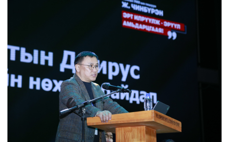 Гишүүн Ж.Чинбүрэн Д вирусийн эмийг оруулж ирэх асуудлаар иргэдтэй зөвлөлдөв